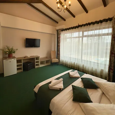 Garden Hotel